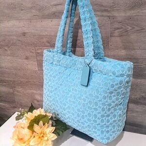 Coach Tote In Signature Terry